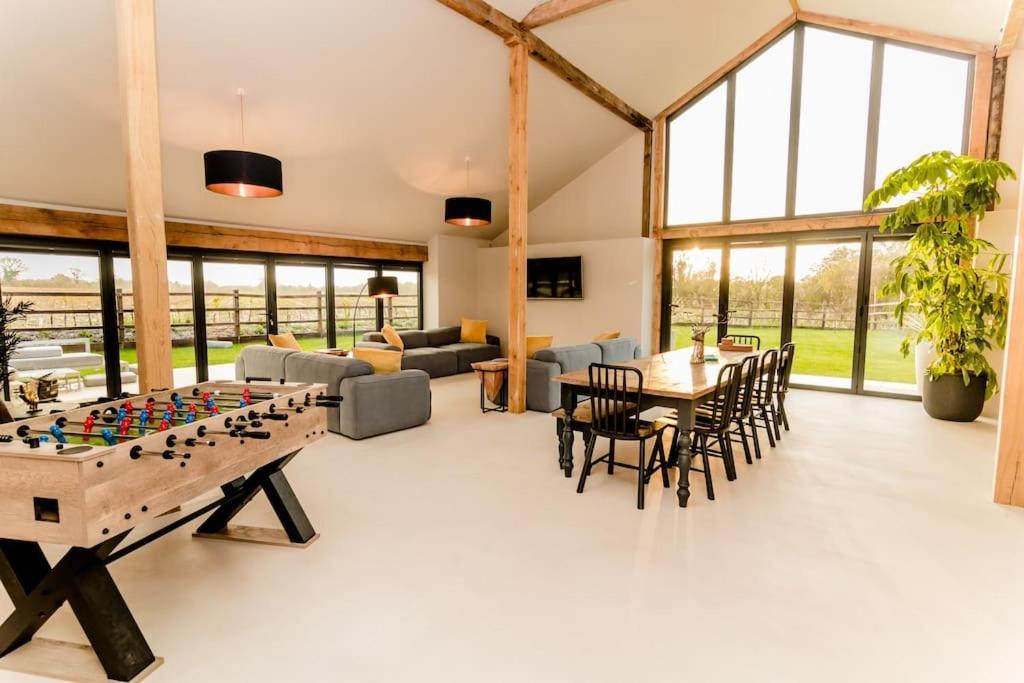 Beautiful Barn Conversion Close To The Broads Dilham Exterior photo